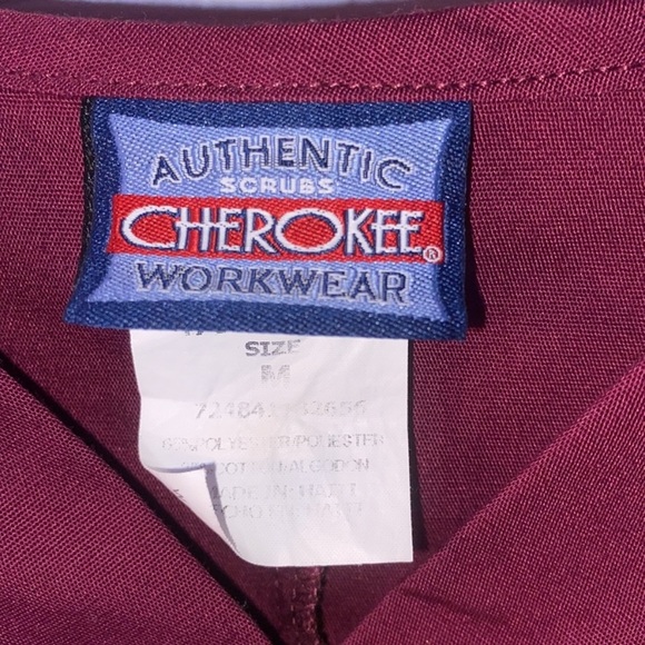 Scrub top - Picture 2 of 2